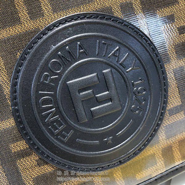 FENDI相機包 雙F大Logo相機包 時尚百搭款 芬迪斜挎包  fdz2072
